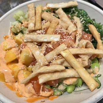 Poke Cafe - Zucchini Noodles, Salmon, Seaweed Salad, Cucumber, Edamame, Spicy Mayo, Poke Sauce, Sesame Seeds, Wonton Strips, Mango - Poke Near Me - Rockaway, New Jersey