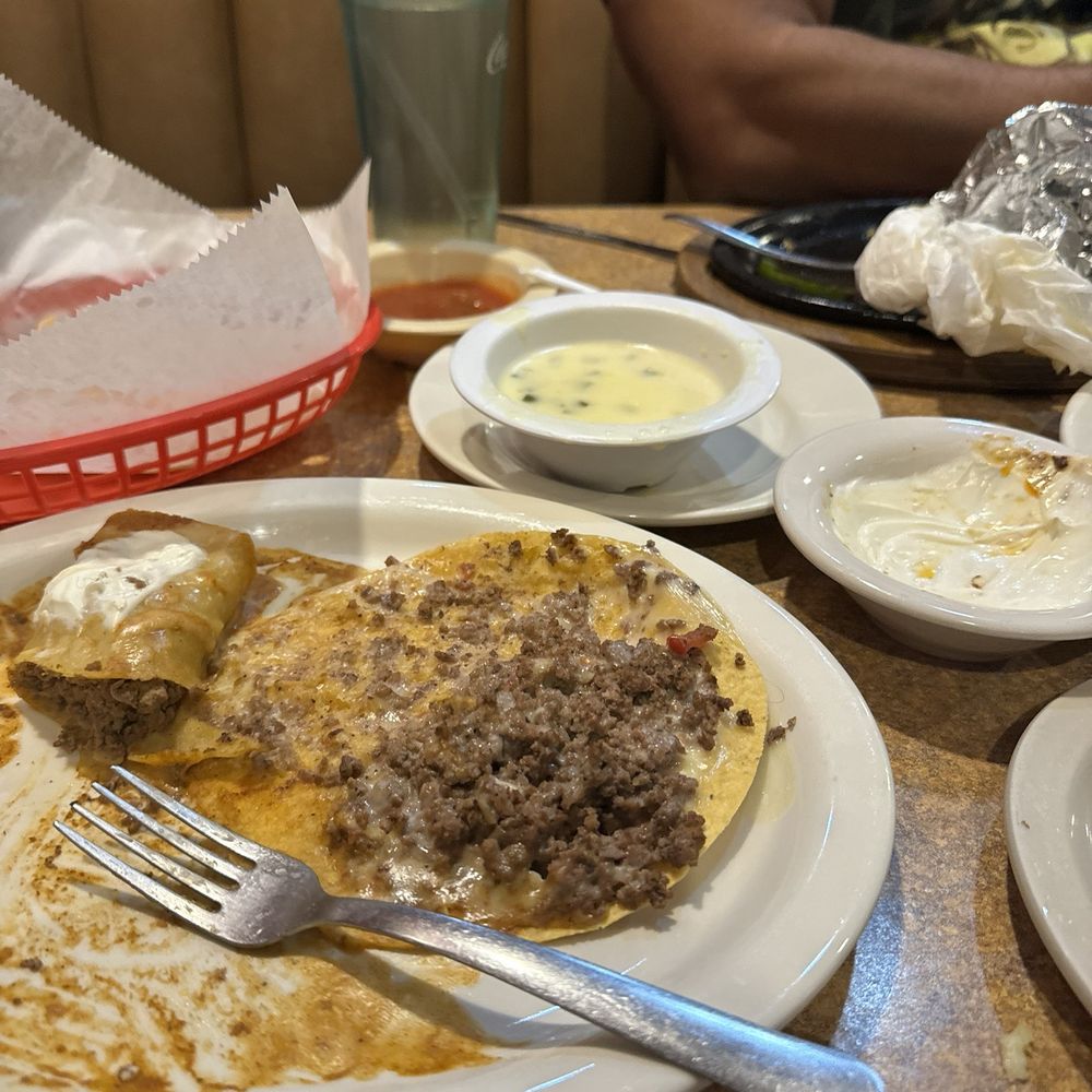 The number 4 combo. Or what's left of it. Lol The number 4 combo. Or what's left of it. Lol