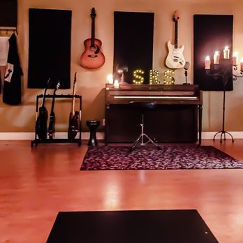 Stage Red Studios - Recording & Rehearsal Studios Near Me - Burbank, California Stage Red Studios - Recording & Rehearsal Studios Near Me - Burbank, California