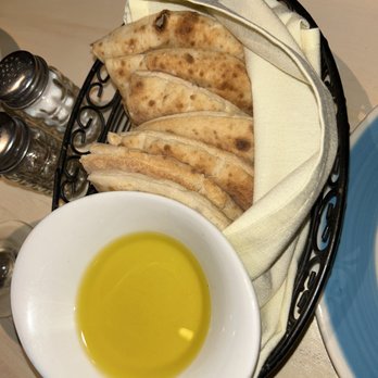 Mezza - Pita bread - Mediterranean Near Me - Livingston, New Jersey Mezza - Pita bread - Mediterranean Near Me - Livingston, New Jersey