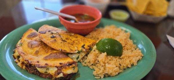 Taquerí­a La Oaxaqueña by null