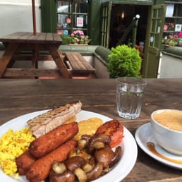 Vegan English breakfast (without beans) Vegan English breakfast (without beans)