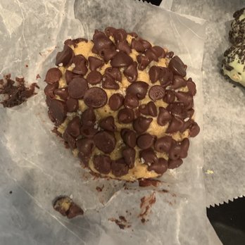 Gideon's Bakehouse - Chocolate chip - Bakeries Near Me - Orlando, Florida