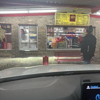 Dairy Cone - Outside walk up order window - Fast Food Near Me - Columbus, Texas