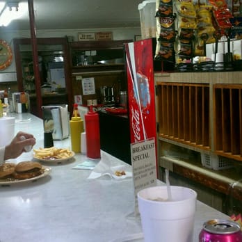 Ross's Diner - Looking down the counter to the kitchen - Southern Near Me - Cartersville, Georgia