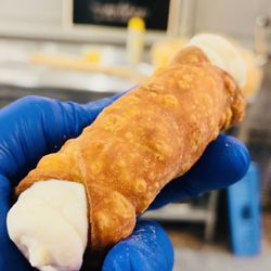 Legaci Eats BOG3 Food Truck - Blood orange cannoli