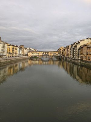Ponte Santa Trinita by null