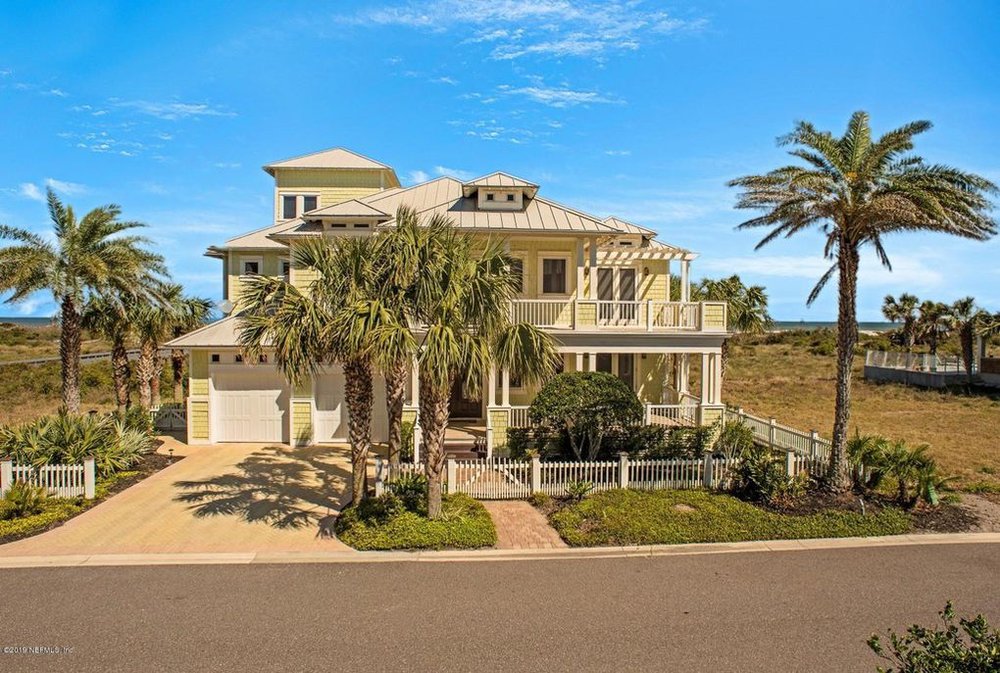 Slide of Collis Roofing