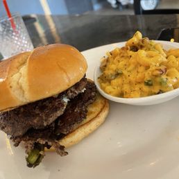 Jalapeno Popper Burger and Jalapeno Mac&Cheese Jalapeno Popper Burger and Jalapeno Mac&Cheese