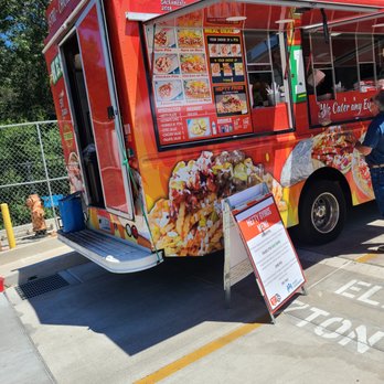 Hefty Gyros - Food Trucks Near Me Hefty Gyros - Food Trucks Near Me