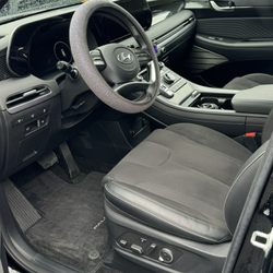 Good Shepard Auto Body - Spotless interior after repairs were done! (Not pictured: the fresh and clean scent )