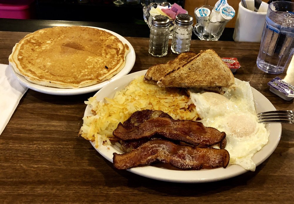 MILLIE’S DINER 48 Photos & 31 Reviews 205 W Main St, Dickeyville