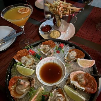 Rise Rooftop Lounge - Passion fruit martini, truffle fries, micheladas oysters - Lounges Near Me - Anaheim, California Rise Rooftop Lounge - Passion fruit martini, truffle fries, micheladas oysters - Lounges Near Me - Anaheim, California