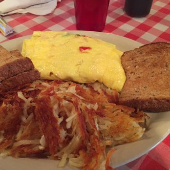 Pinnacle Peak General Store - Omelet hash browns Which were not greasy - Grocery Near Me - Scottsdale, Arizona Pinnacle Peak General Store - Omelet hash browns Which were not greasy - Grocery Near Me - Scottsdale, Arizona