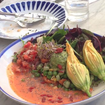 Flax & Kale - Zucchini blossoms - Spanish Near Me - Barcelona, B