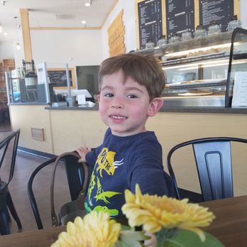 East Coffee - Loved seeing fresh flowers on each table - Coffee & Tea Near Me - Temecula, California East Coffee - Loved seeing fresh flowers on each table - Coffee & Tea Near Me - Temecula, California