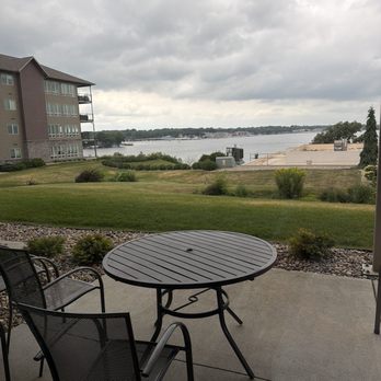 Bridges Bay Resort - Resorts Near Me - Arnolds Park, Iowa