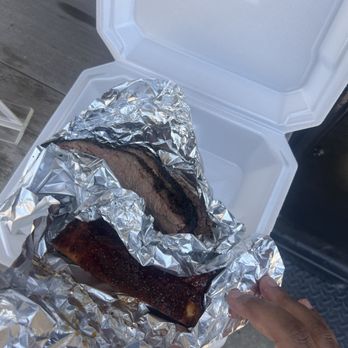 Good BBQ Company - Brisket and Ribs - Food Trucks Near Me - Austin, Texas