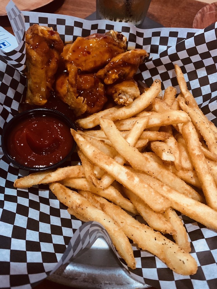 Flanagan's Sports Pub Image