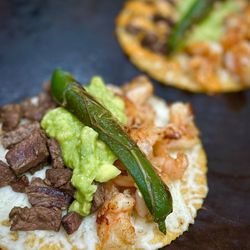Tacos El Callejon - Surf and turf Taco