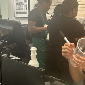 Starbucks - Coffee & Tea Near Me - Charlotte, North Carolina Starbucks - Coffee & Tea Near Me - Charlotte, North Carolina