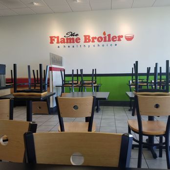 Flame Broiler - Pet peeve. Makes me feel like I have to leave since they don't want anyone to sit. - Korean Near Me - Tustin, California