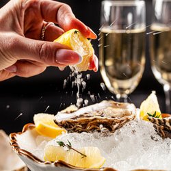 Humble Oysters & Bubbles - Get a Taste of the High Life at Humble Oysters & Bubbles on High Street!