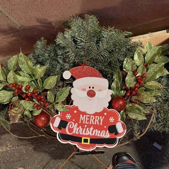 Franklin Hills Christmas Tree - Santa's favorite Christmas Tree lot - Christmas Trees Near Me - Glendale, California