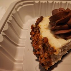 Kaminsky's Dessert Cafe - Butterfinger cheese cake