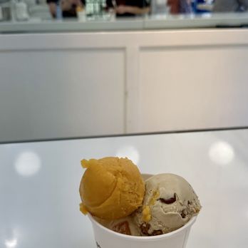 Morgenstern's - apricot minneola, cardamom pear gummy, and hojicha hazelnut - Ice Cream & Frozen Yogurt Near Me - New York, New York Morgenstern's - apricot minneola, cardamom pear gummy, and hojicha hazelnut - Ice Cream & Frozen Yogurt Near Me - New York, New York