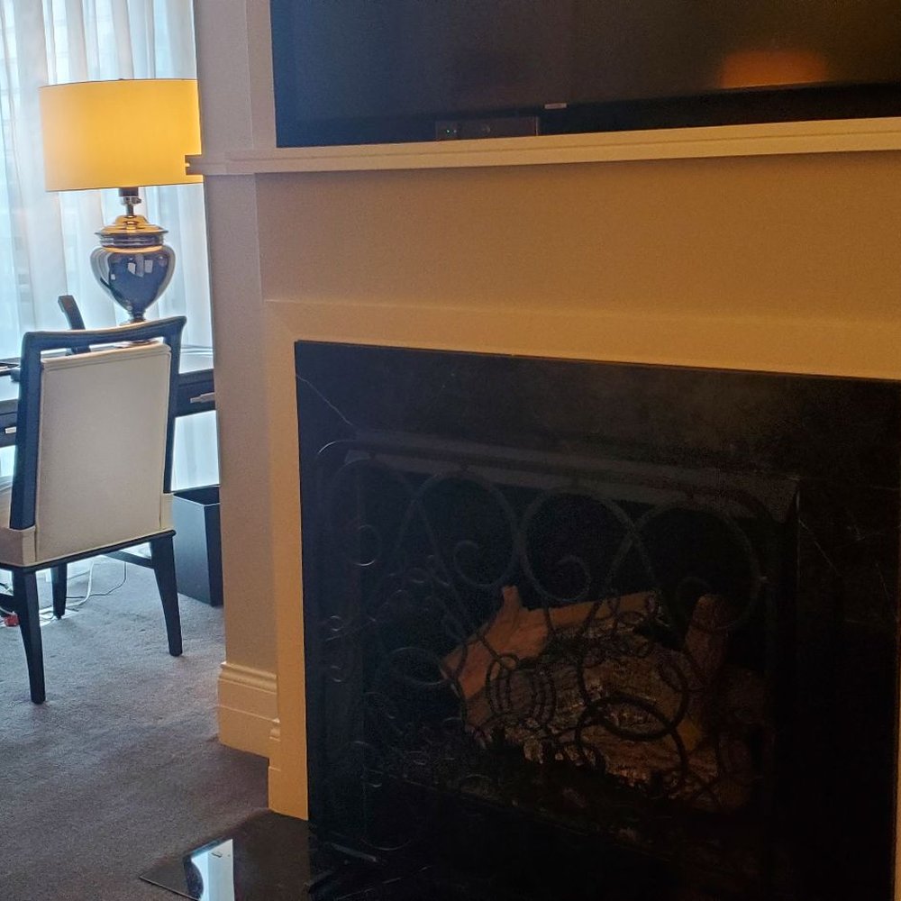 Waldorf Astoria Chicago - Fireplace - Hotels Near Me - Chicago, Illinois Waldorf Astoria Chicago - Fireplace - Hotels Near Me - Chicago, Illinois