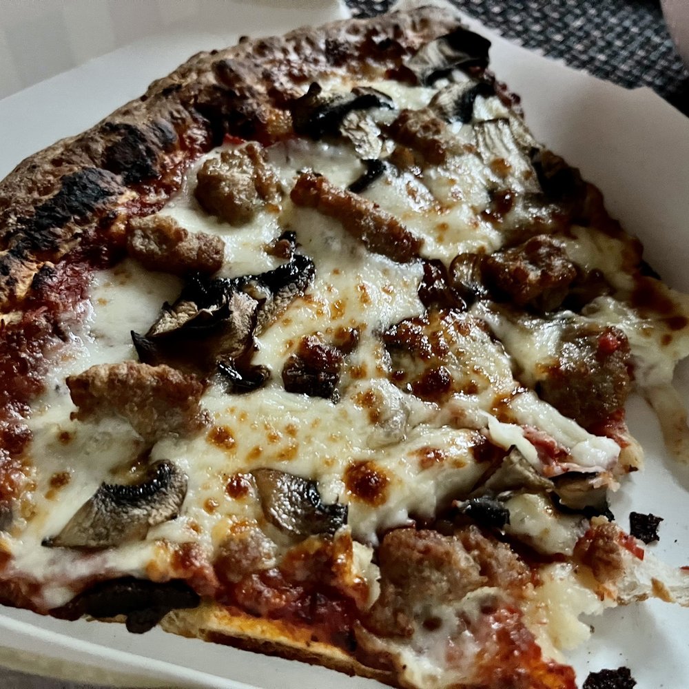 Lenzini's Pizza - Mushroom and sausage slice of pizza - Pizza Near Me - Los Angeles, California Lenzini's Pizza - Mushroom and sausage slice of pizza - Pizza Near Me - Los Angeles, California