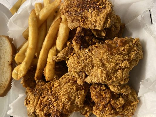 Chicken Lit Tenders & Wings by null