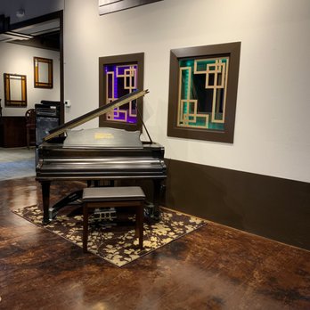 Downtown Nails - Nail Salons Near Me - Longview, Washington