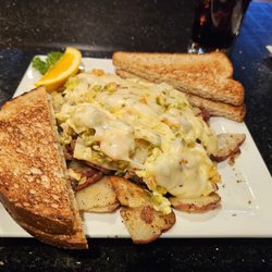 Keke's Breakfast Cafe - Scramble bowl with scrambled eggs and pepper jack cheese .