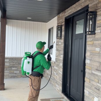 All Solutions Pest Control - Spraying around the front entryway. - Pest Control Near Me - Saint Charles, Missouri All Solutions Pest Control - Spraying around the front entryway. - Pest Control Near Me - Saint Charles, Missouri