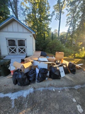 Blues Junk and Hauling Solutions - Blues Junk and Hauling Solutions Blues Junk and Hauling Solutions - Blues Junk and Hauling Solutions