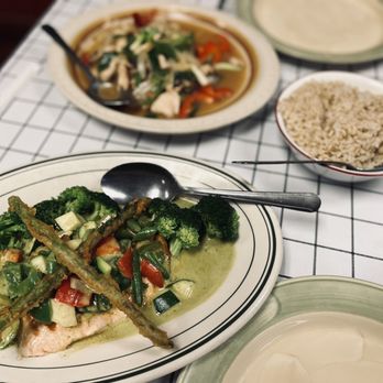 Thai House - Emerald Salmon in green curry, fresh ginger chicken - Thai Near Me - Cameron Park, California Thai House - Emerald Salmon in green curry, fresh ginger chicken - Thai Near Me - Cameron Park, California