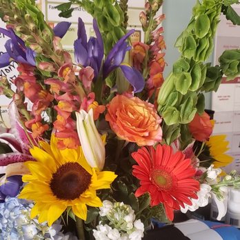 Tipton & Hurst - Gorgeous Bouquet - Florists Near Me - Little Rock, Arkansas