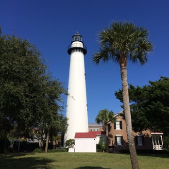 St. Simons Lighthouse Museum - Museums Near Me - St. Simons Island, Georgia