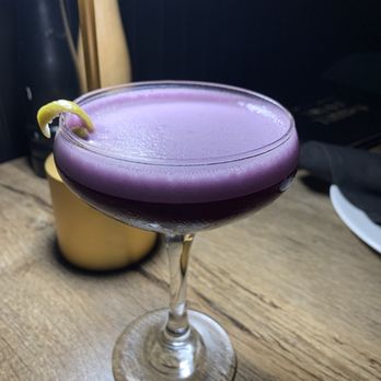 Barrel & Vine - American Near Me - Lemont, Illinois
