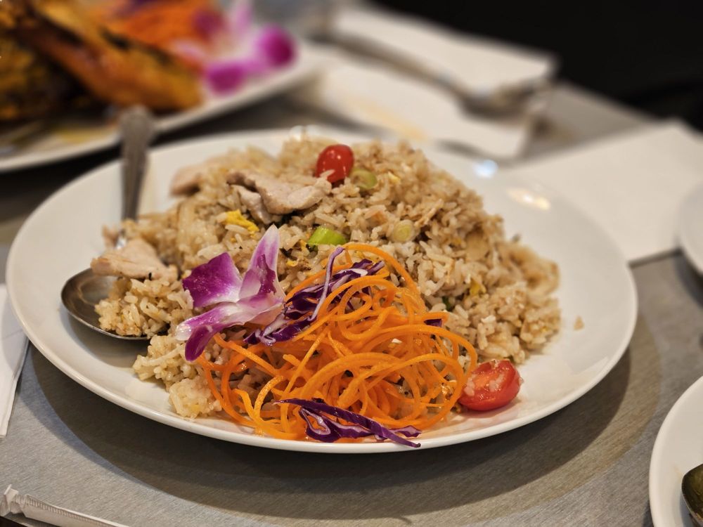 THAI ON VENTURA Updated August 2024 362 Photos & 199 Reviews 17544 Ventura Blvd, Encino