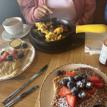 Fratelli Cafe - Coffee & Tea Near Me - Marina Del Rey, California Fratelli Cafe - Coffee & Tea Near Me - Marina Del Rey, California
