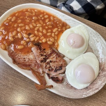 Poppins Cafe - Number 2 - Breakfast & Brunch Near Me - London, XGL