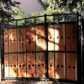 Work of Art Landscape - a gate made of wood and iron - Landscaping Near Me - Visalia, California Work of Art Landscape - a gate made of wood and iron - Landscaping Near Me - Visalia, California