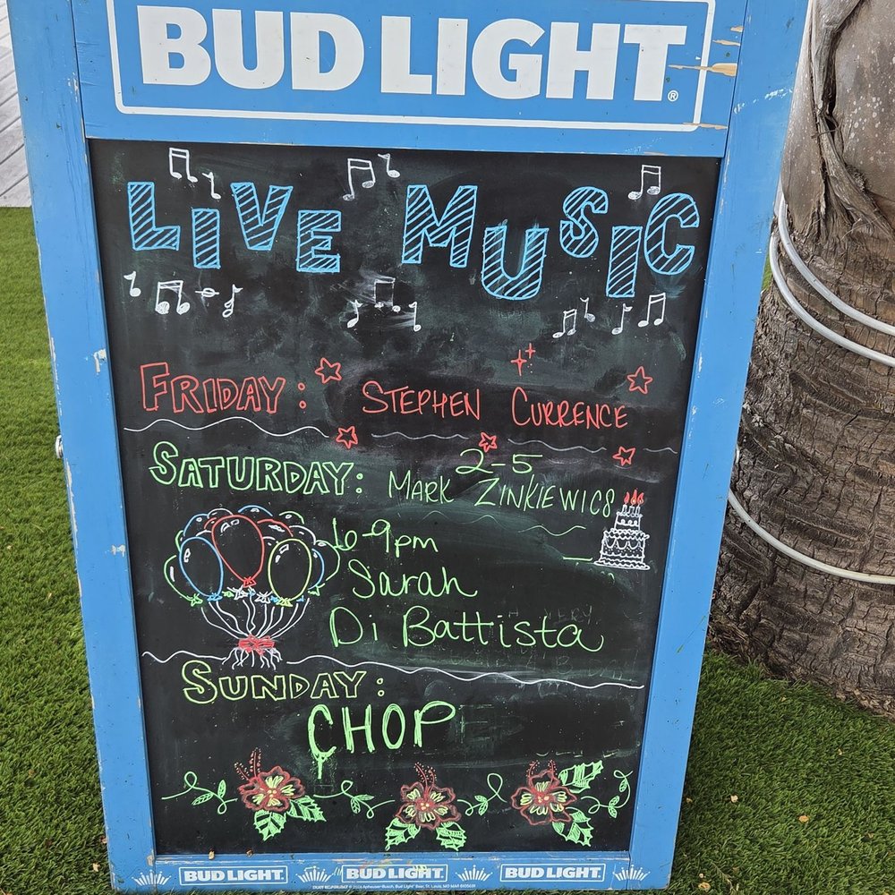Lake Eustis Waterfront Grille - Tiki bar music - Seafood Near Me - Eustis, Florida