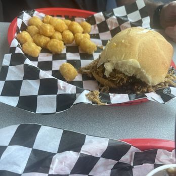 Big Tom's Diner - Pulled pork and tater tots - Barbeque Near Me - Pierre, South Dakota Big Tom's Diner - Pulled pork and tater tots - Barbeque Near Me - Pierre, South Dakota