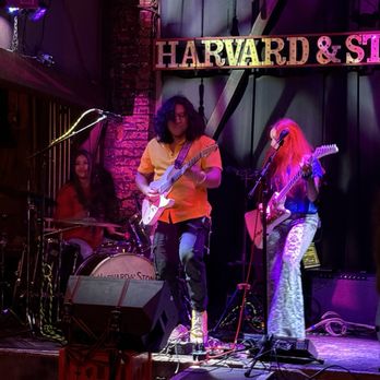 Harvard & Stone - Bars Near Me - Los Angeles, California
