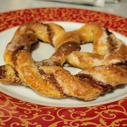 Heidelberg Pastry Shoppe - Spice pretzel