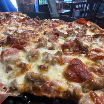 Windy City Pizza - Mega Meat Pizza - Pizza Near Me - Delray Beach, Florida Windy City Pizza - Mega Meat Pizza - Pizza Near Me - Delray Beach, Florida